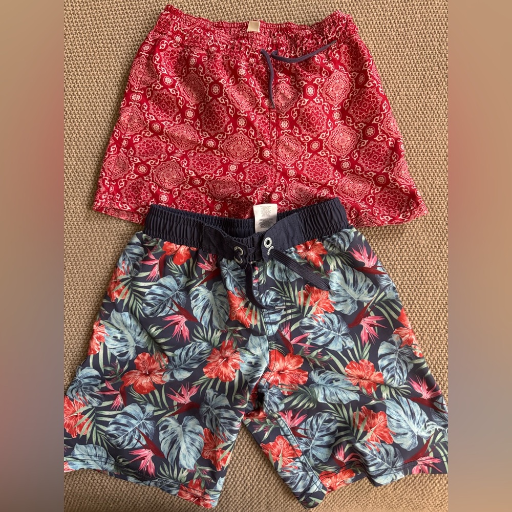SIZE 6 Swim trunks